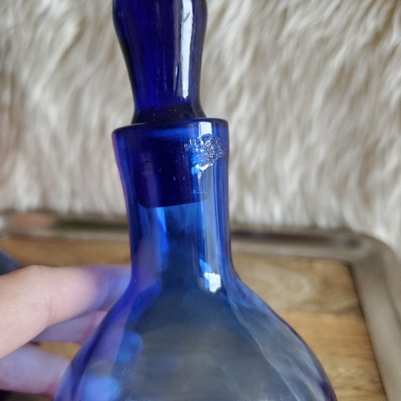 Lot of 2 Vintage Blenko Blue Optic Art Glass Perfume Bottles w/Stoppers - Picture 4 of 7